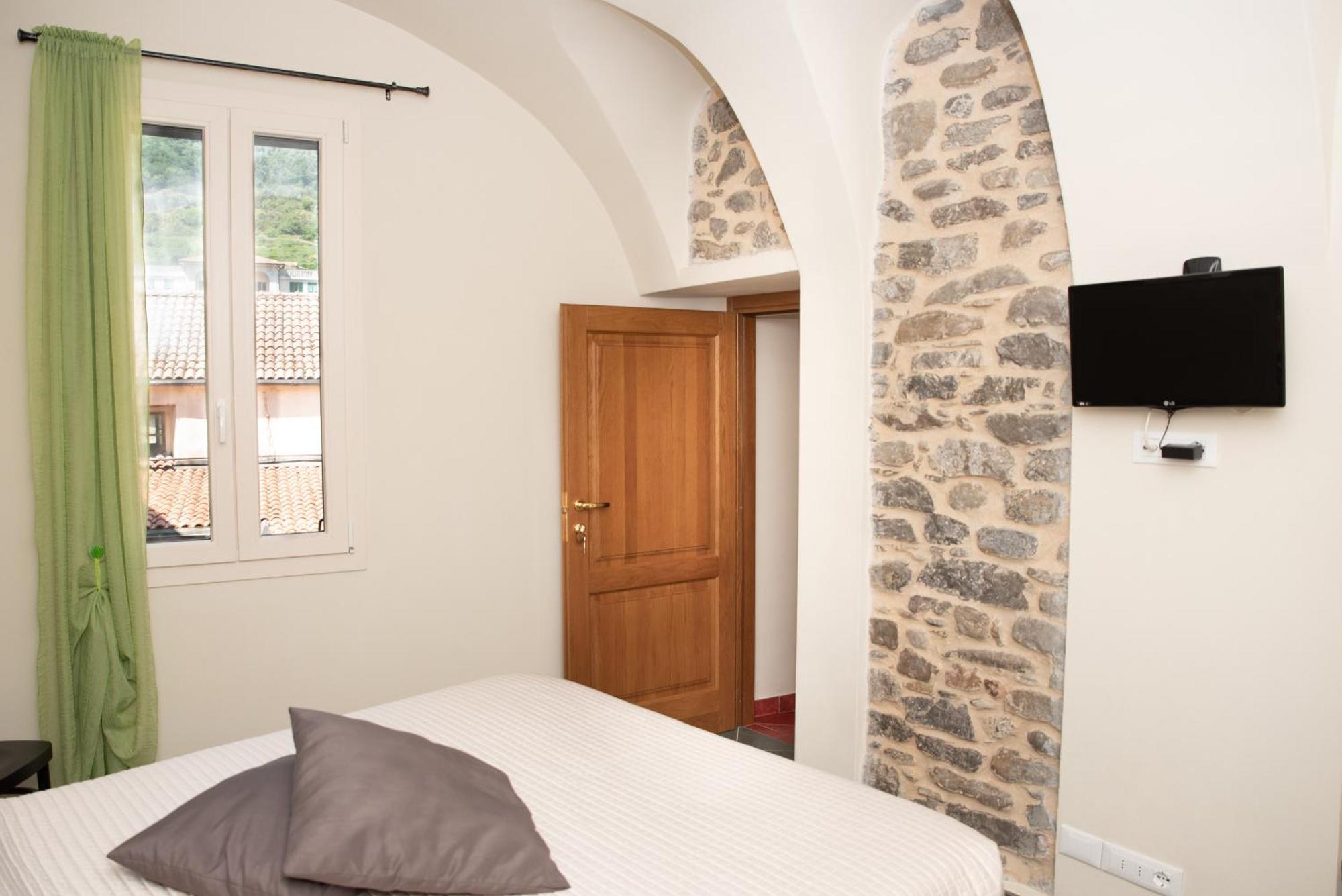 Bed and Breakfast U Campanin Dolceacqua Esterno foto