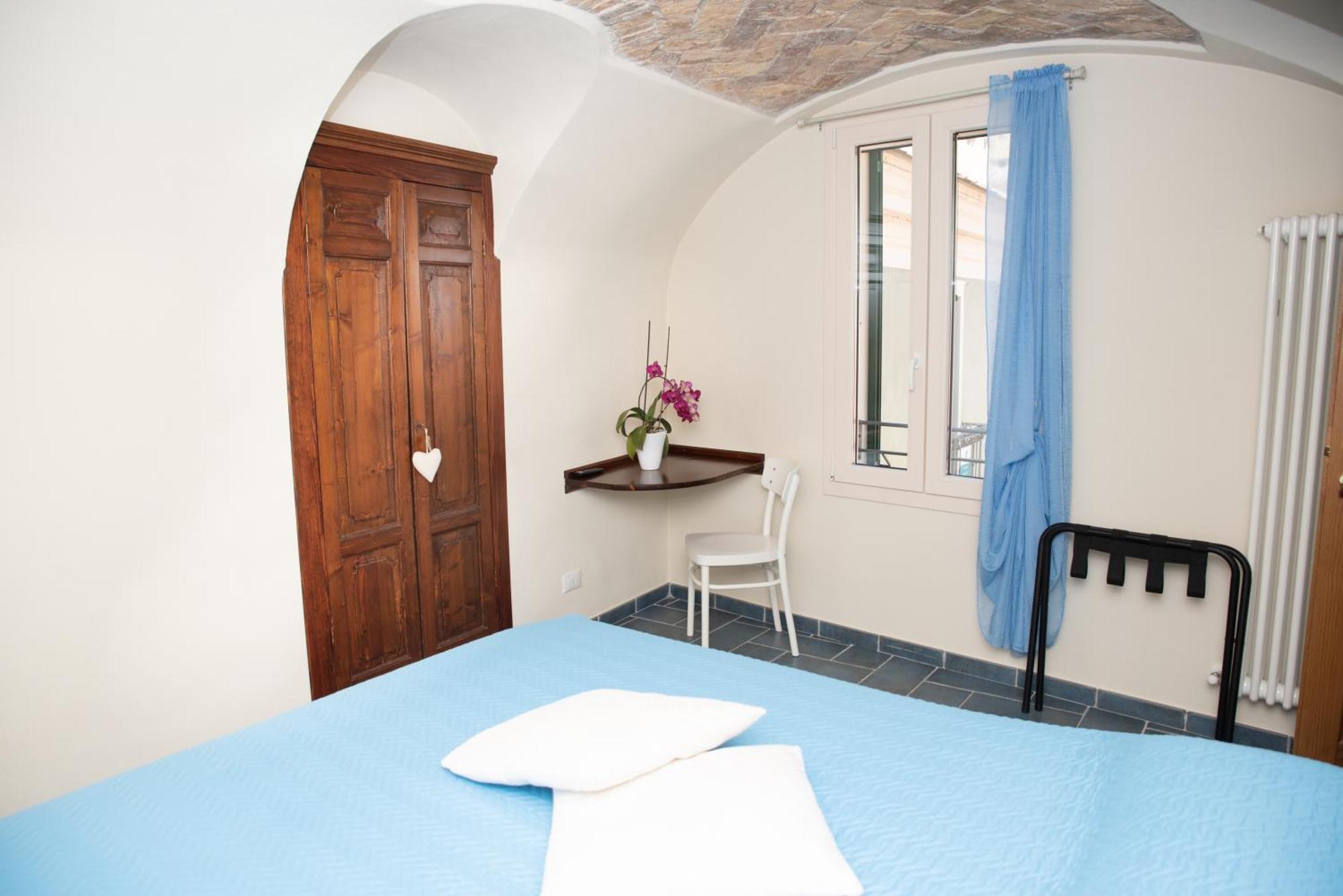 Bed and Breakfast U Campanin Dolceacqua Esterno foto