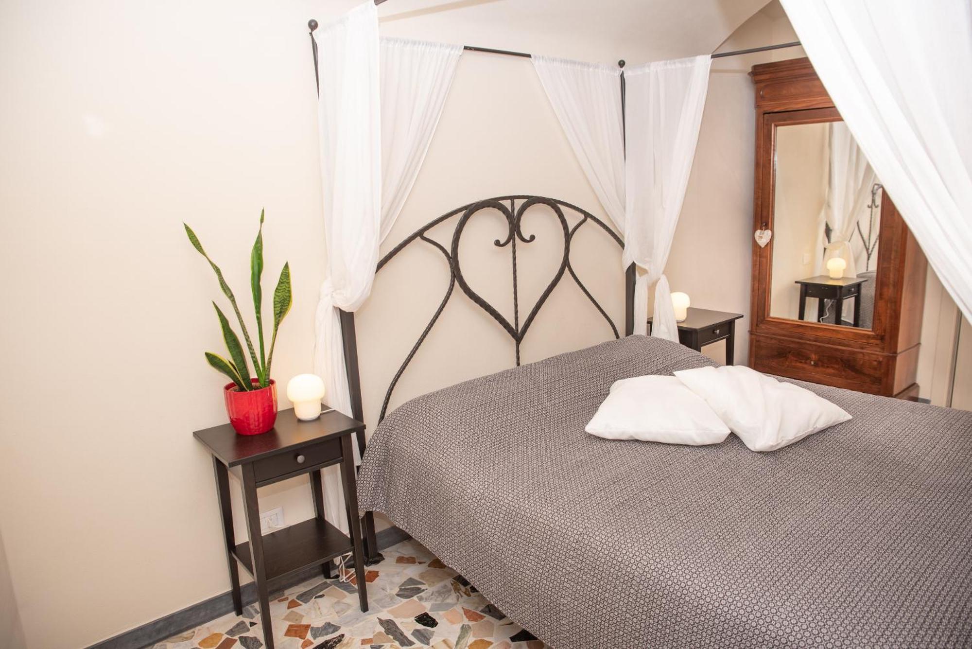 Bed and Breakfast U Campanin Dolceacqua Esterno foto