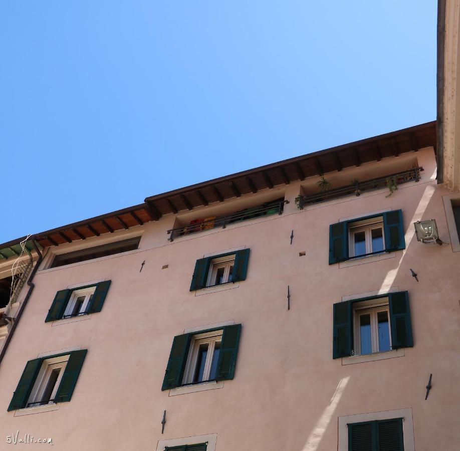 Bed and Breakfast U Campanin Dolceacqua Esterno foto